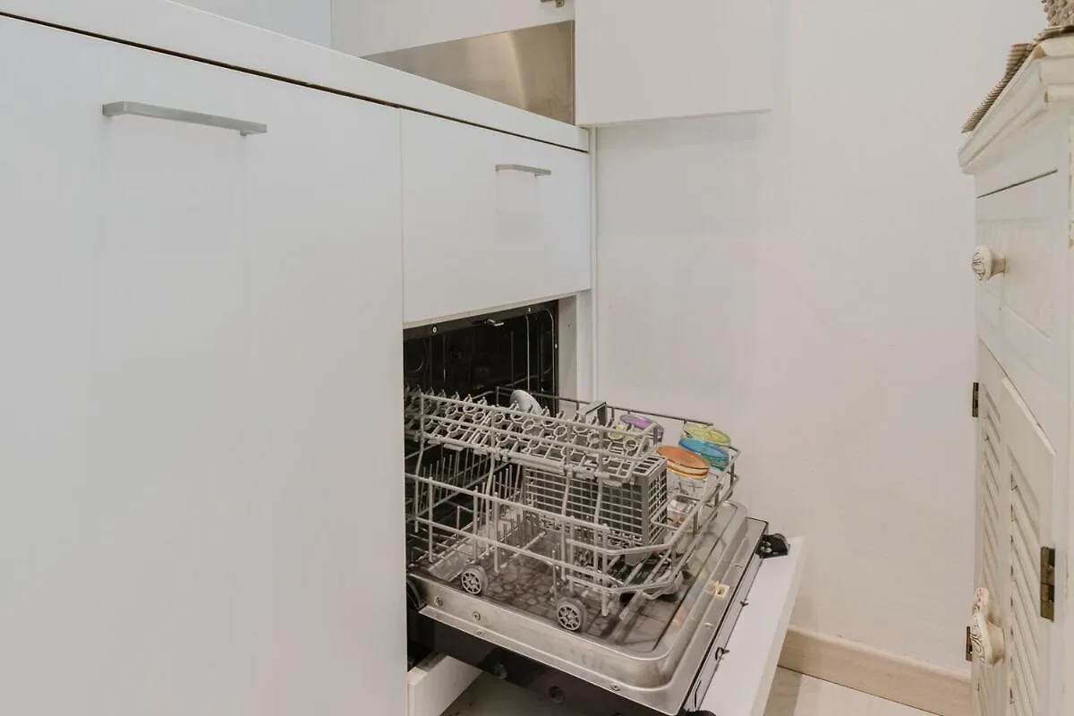 Elegant And Comfortable Mini Studio Milan